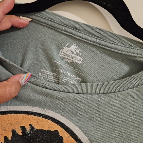 Universal Studios Jurassic Park sage green t-shirt Size XL - Picture 3 of 3